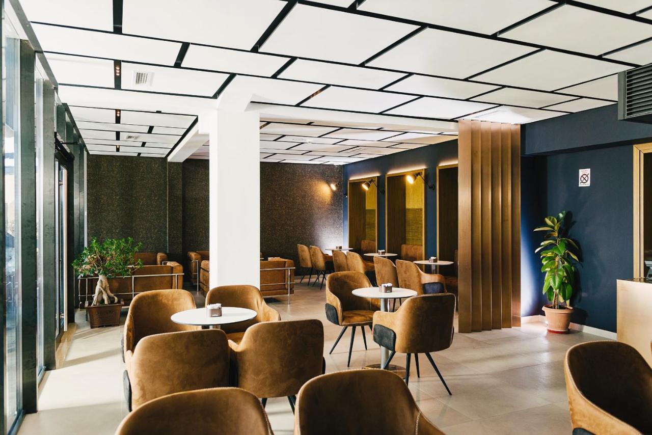 Hotel Egnatia Berxull Bagian luar foto
